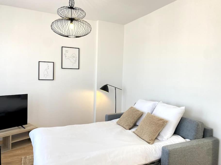 Le Dandy-Proche Centre-Neuf Apartment Chateauroux Exterior photo